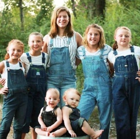 Meet your Posher, Tara - Picture 1 of 1